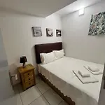 Rui's - Farmvillage - Free Wifi Albufeira